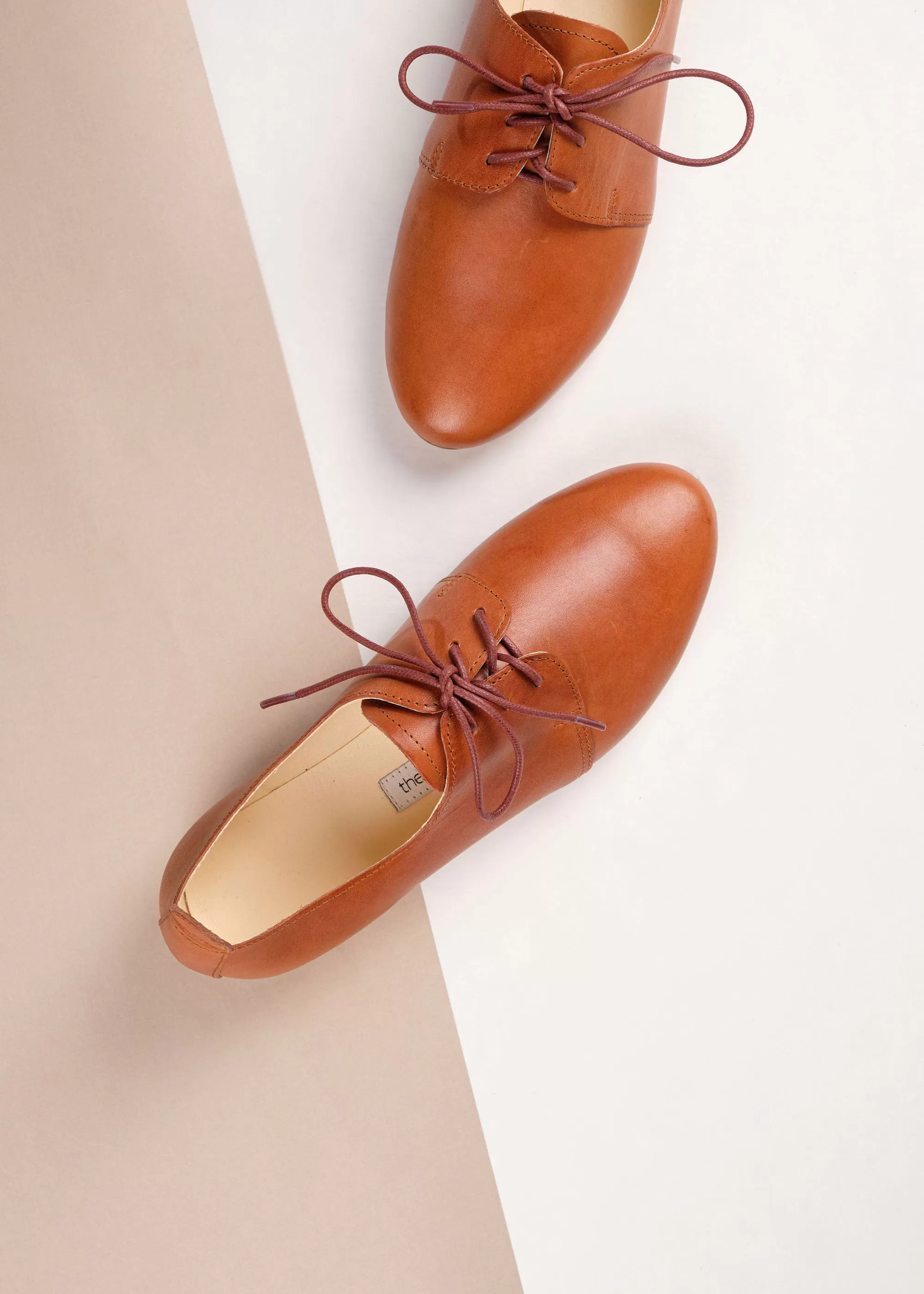 AMIRA Oxford Shoes - Cognac Brown