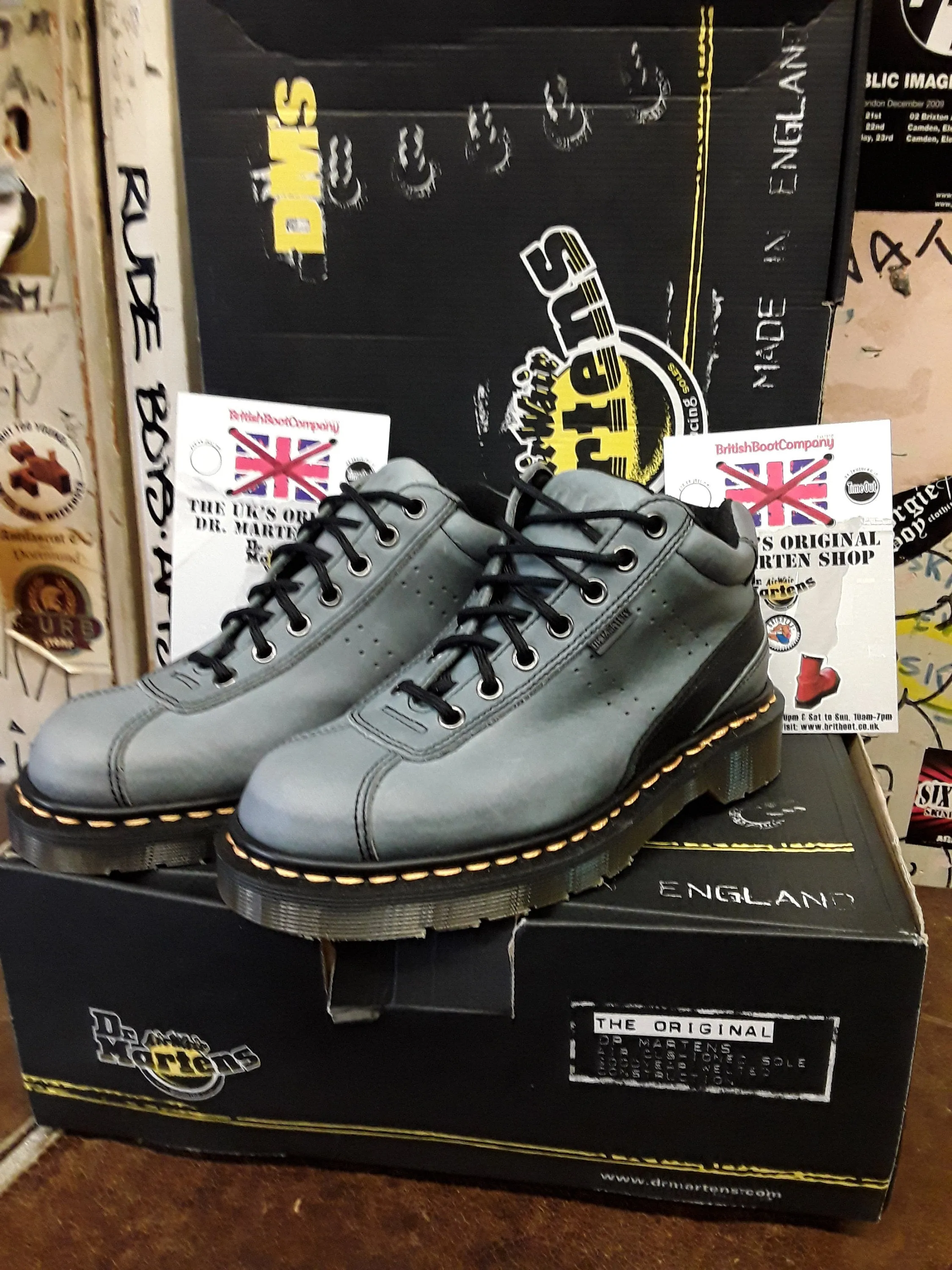 DR Martens 9091 blue ankle boot SIZE 4