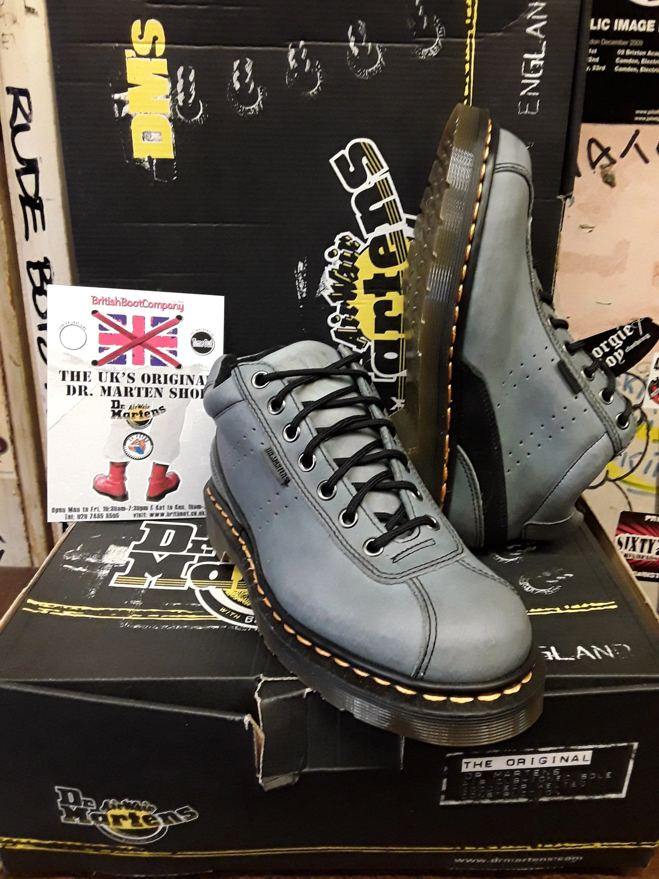 DR Martens 9091 blue ankle boot SIZE 4