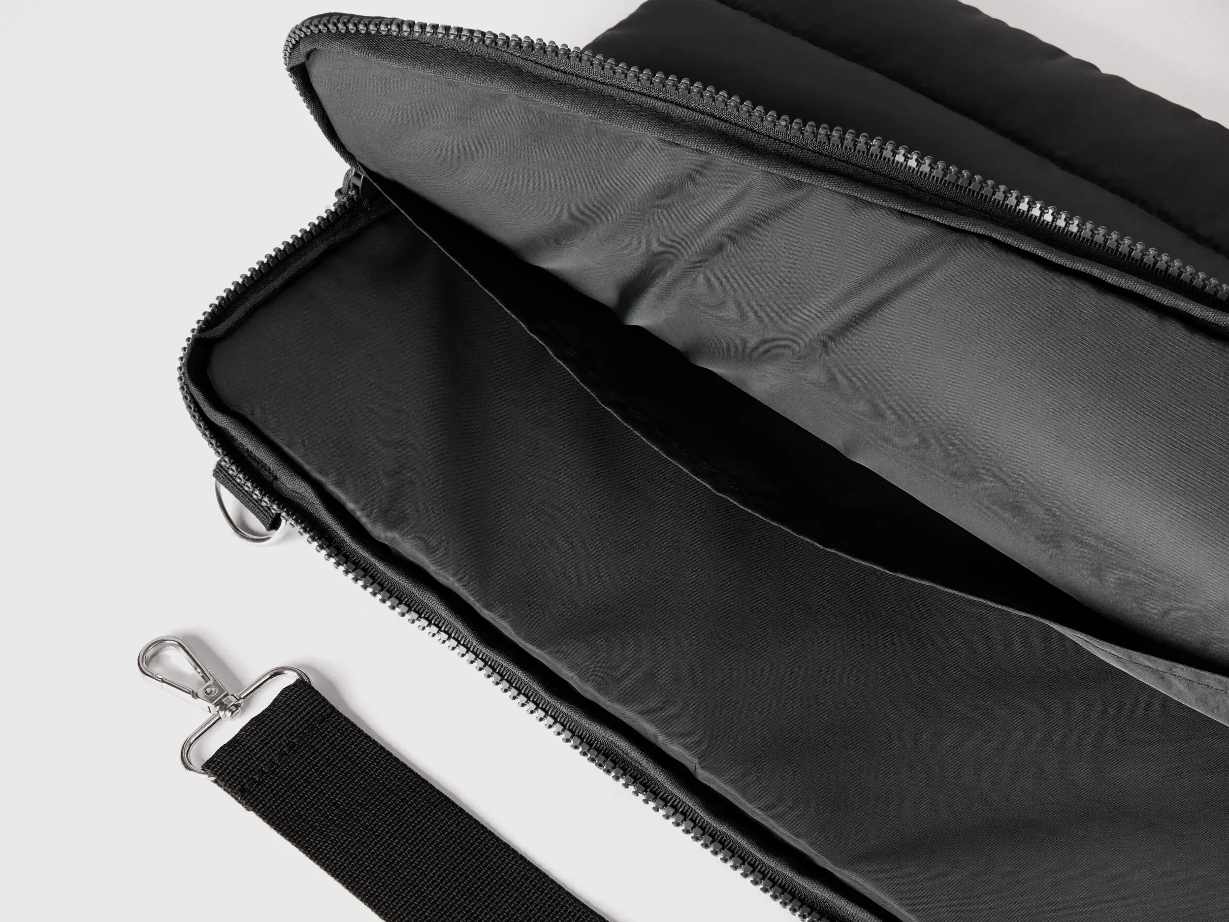 Laptop bag - Black | Benetton